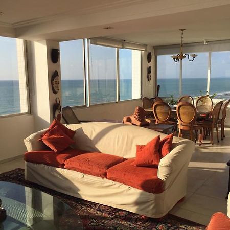 Extraordinary Seafront Apartment Ρεσίφε Εξωτερικό φωτογραφία